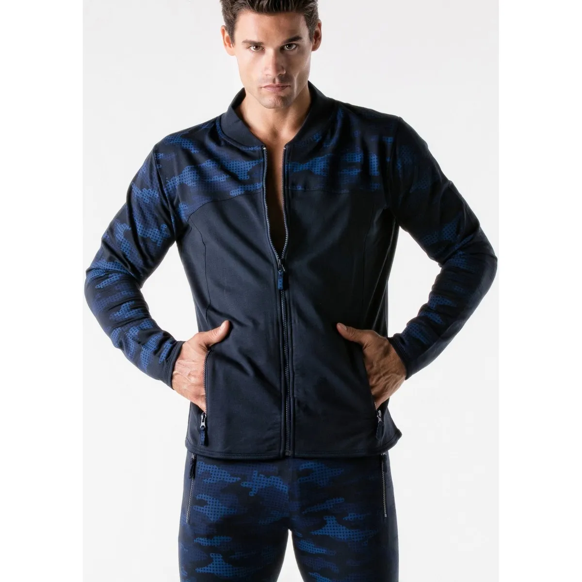 Chaqueta deportiva Urban Camo navy Code22