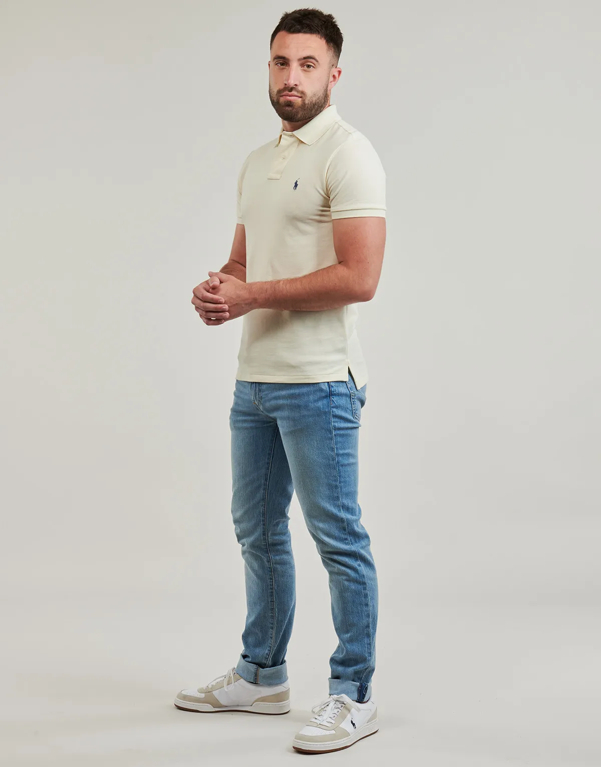 POLO AJUSTE SLIM FIT EN COTON BASIC MESH